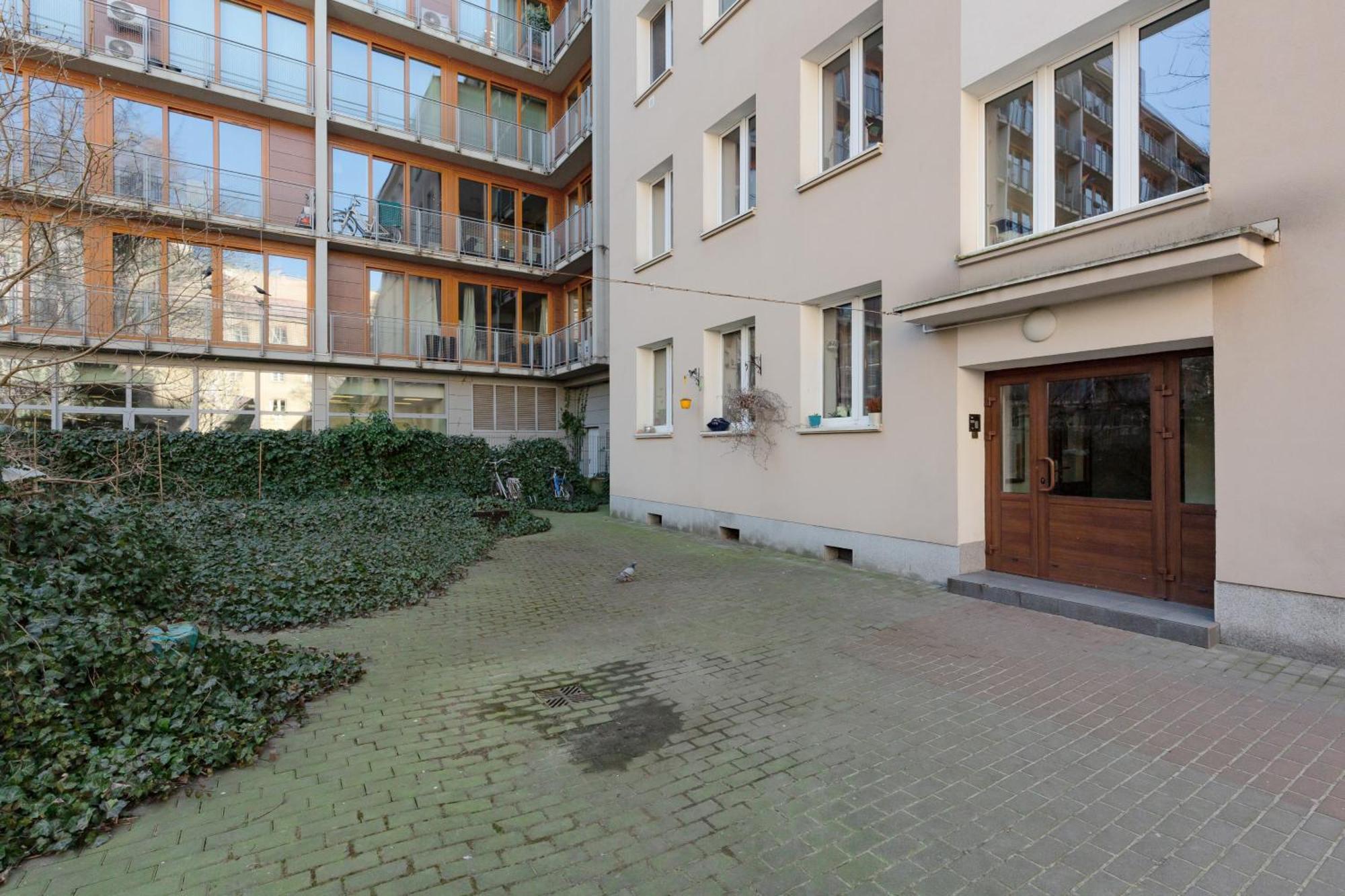 Central Apartment Emilii Plater By Noclegi Renters Warsaw Luaran gambar