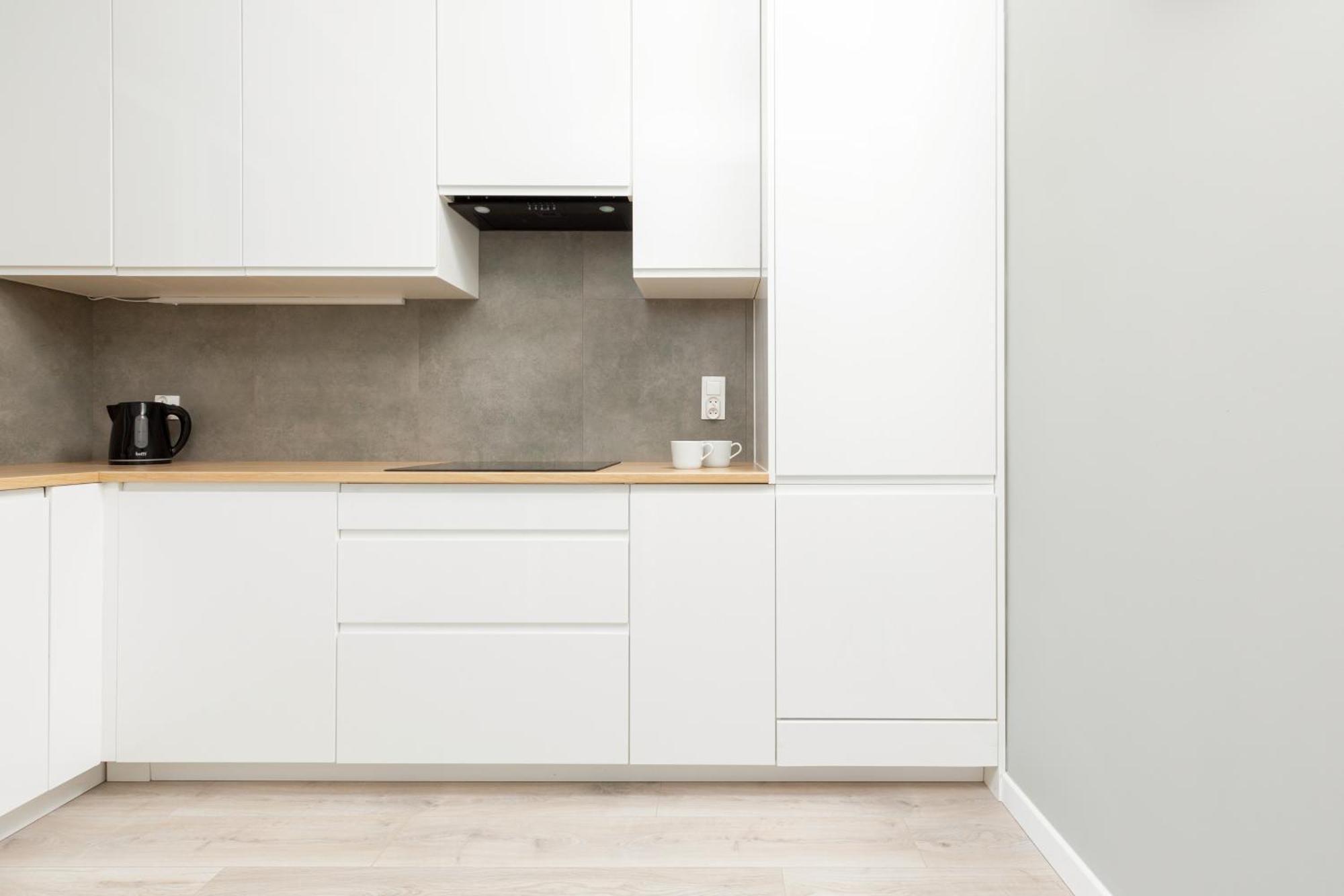 Central Apartment Emilii Plater By Noclegi Renters Warsaw Luaran gambar